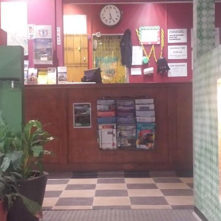 The Melbourne Connection Travellers Hostel 外观 照片